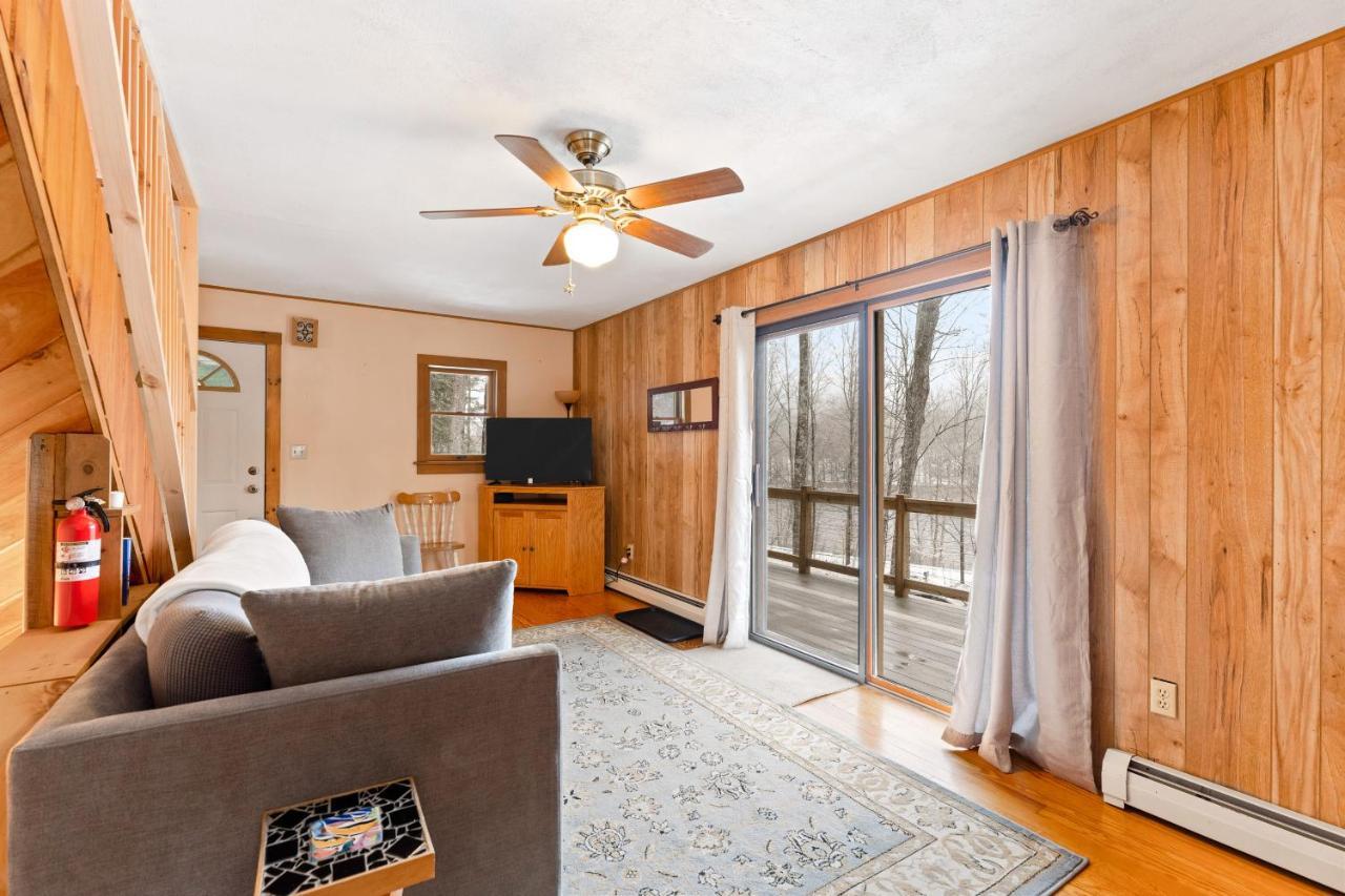 River Road Treehouse Retreat Warrensburg Bagian luar foto